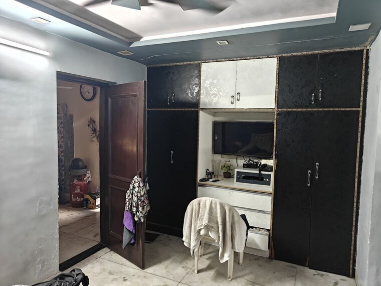 Bedroom, mahendru enclave 3 Bedroom 145 Sq.Yd. Builder Floor In Mahendru Enclave Delhi 10448091