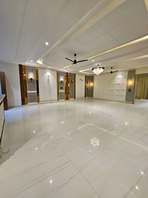 4 BHK Builder Floor For Sale in Green Fields Colony