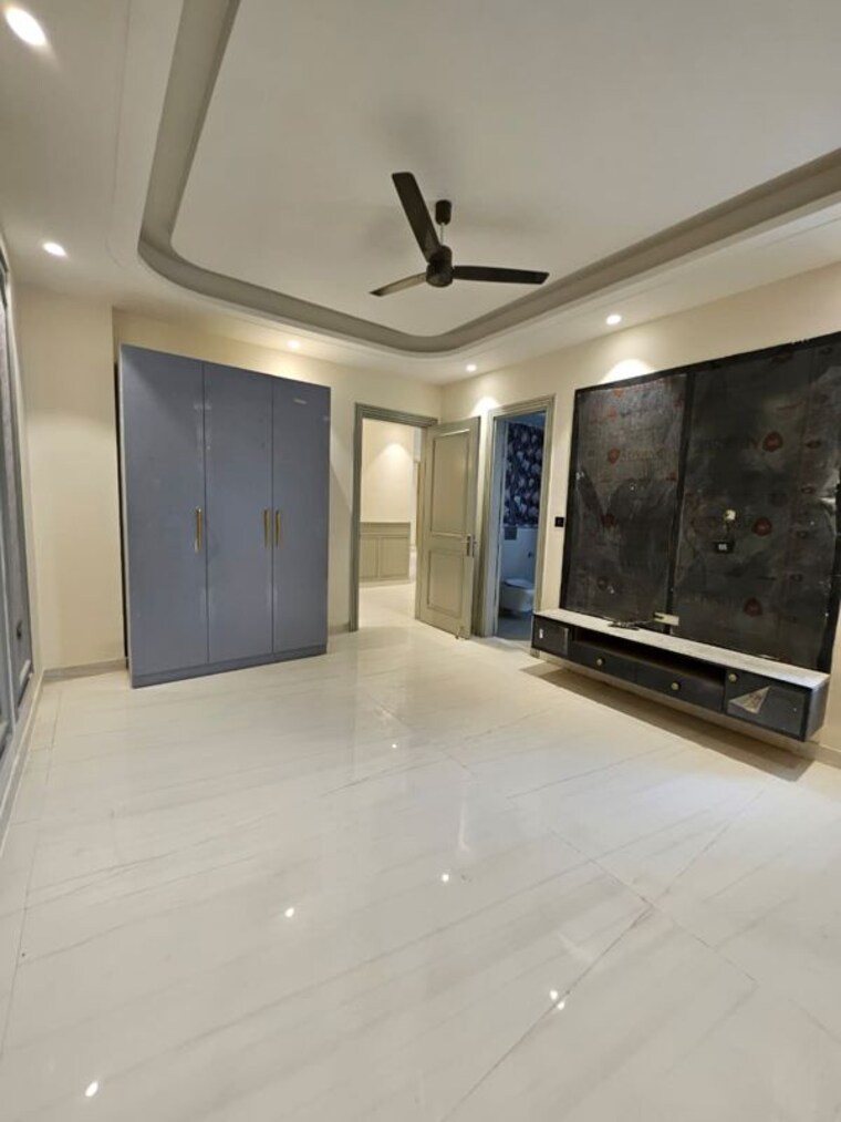 Room, green fields colony 4 Bedroom 2430 Sq.Ft. Builder Floor In Green Fields Colony Faridabad 10448736