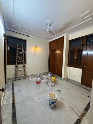 Bedroom in 2 BHK Builder Floor at Kalkaji – for Rent