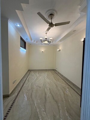 2 BHK Builder Floor For Rent in Kalkaji