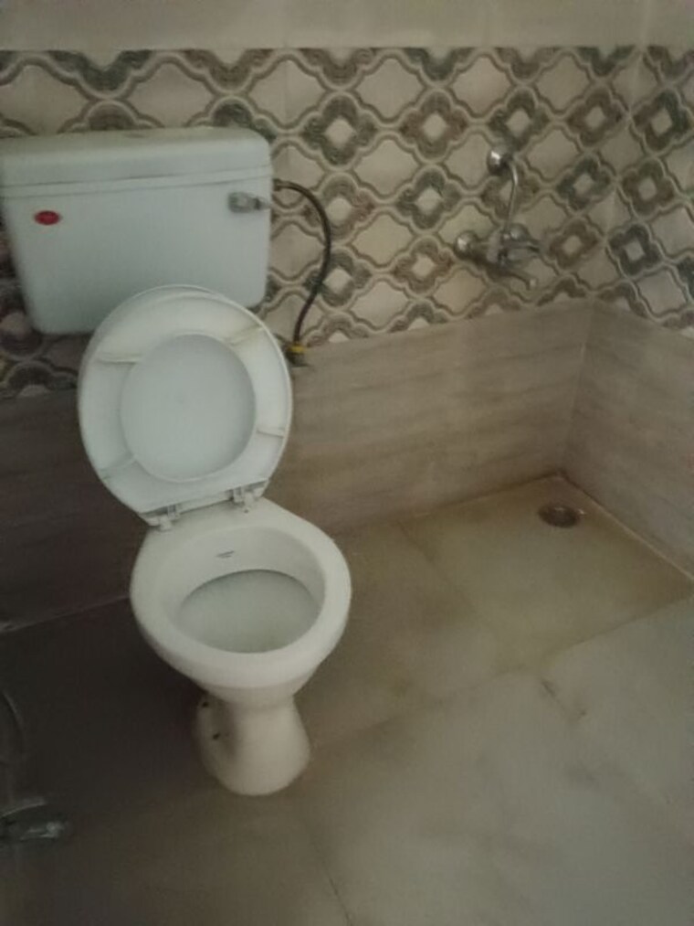 Bathroom, intelligentsia-apartment 3 Bedroom 1750 Sq.Ft. Apartment In Sector 56 Gurgaon 10448750