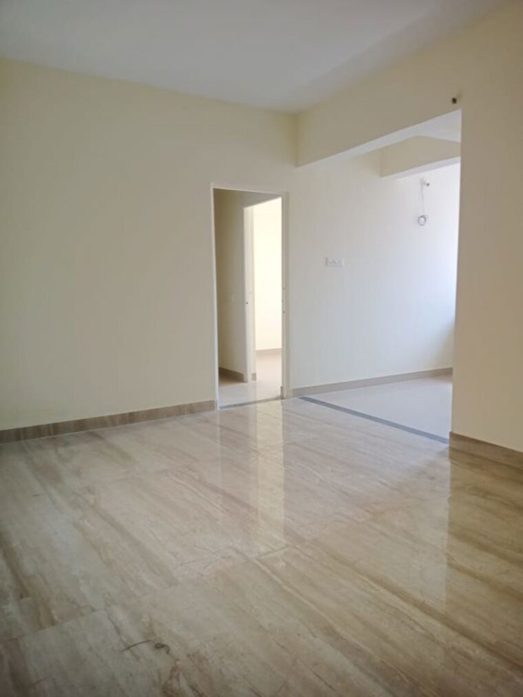 Room, kamgar putala vasahat 5 Bedroom 1800 Sq.Ft. Apartment In Kamgar Putala Vasahat Pune 10448698