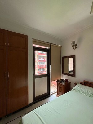 Room in 3 BHK Apartment at Jawahar Nagar – for Rent