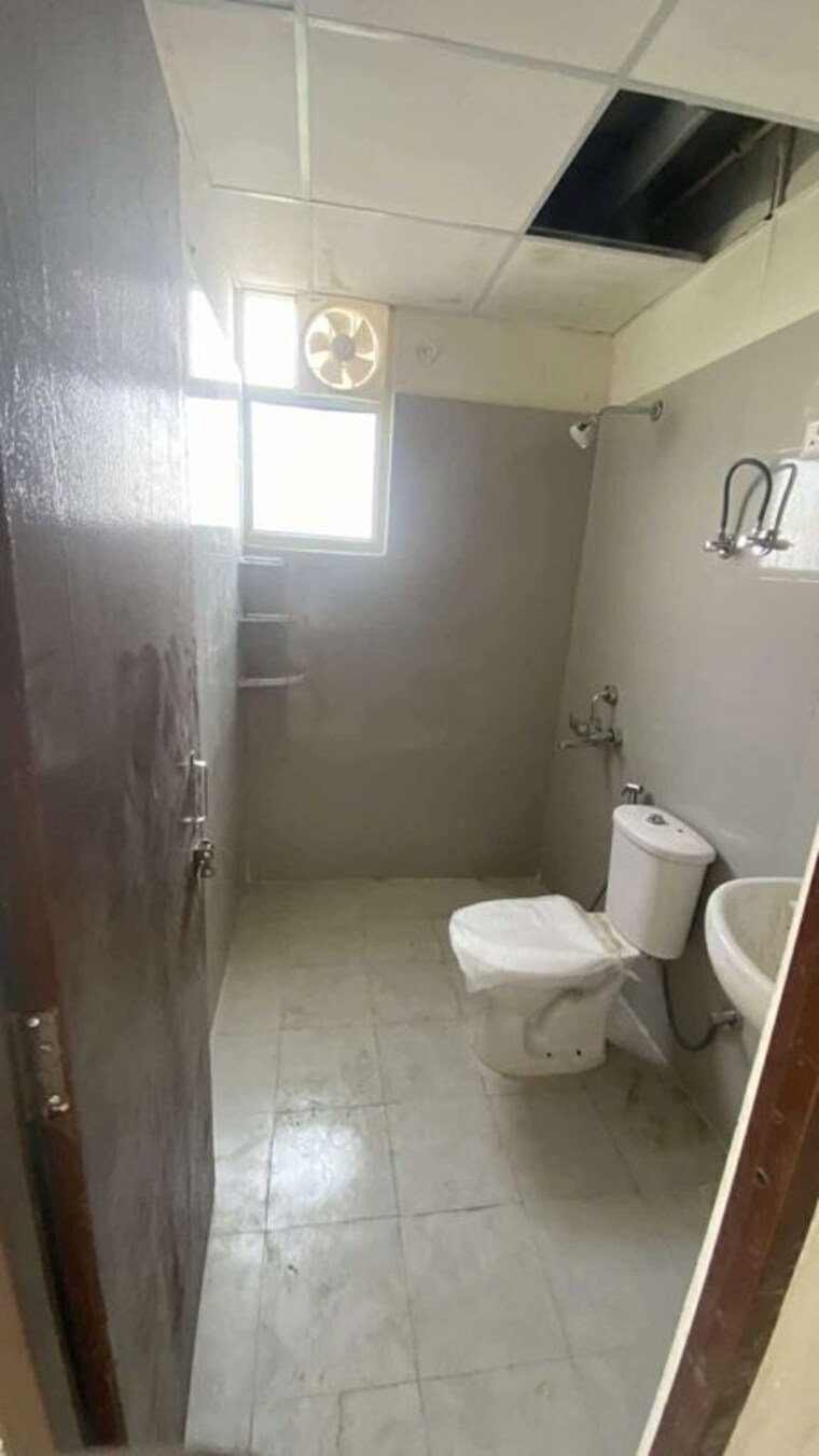 Bathroom, conscient-habitat-78 3 Bedroom 645 Sq.Ft. Apartment In Sector 78 Faridabad 10448805
