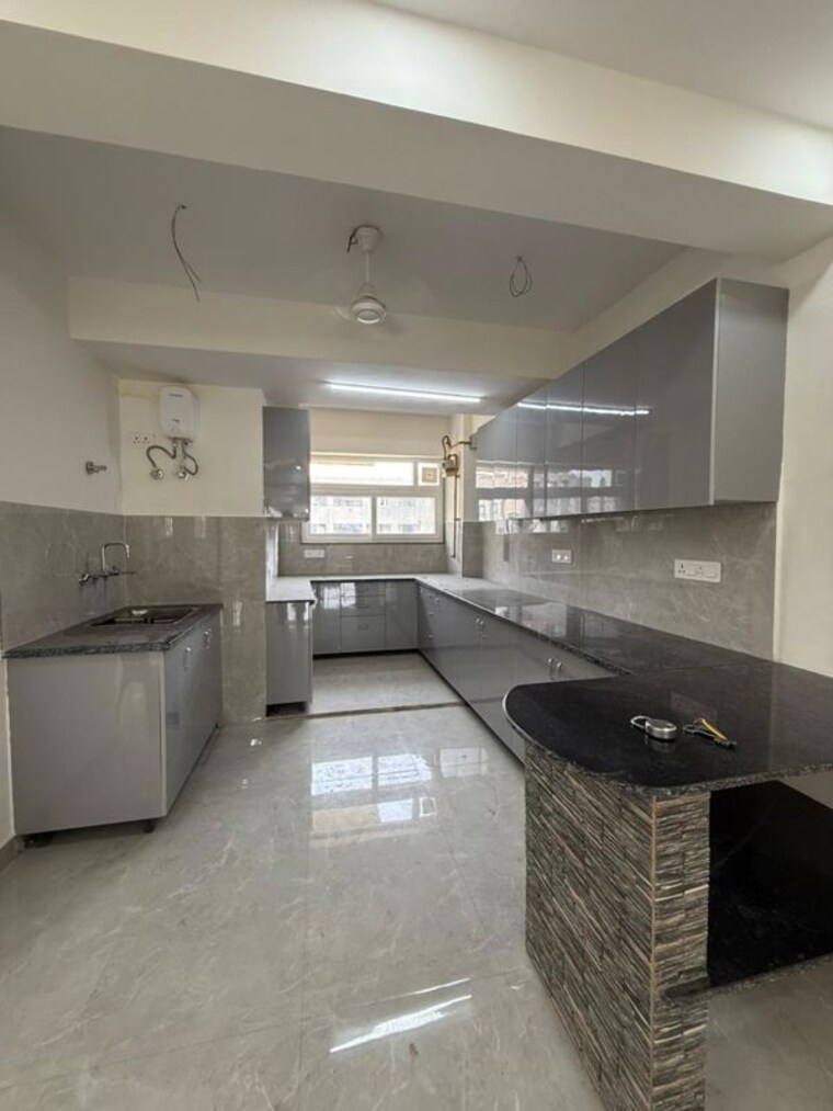 Kitchen, sector 22 dwarka 4 Bedroom 2500 Sq.Ft. Apartment In Sector 22 Dwarka Delhi 10448844
