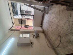 Parking in 2 BHK Builder Floor at Malviya Nagar – for Rent