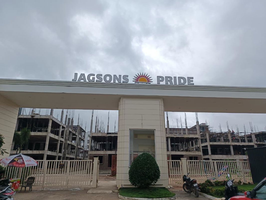 3 BHK + Pooja Room 1600 Sq.Ft. Apartment in Jagsons Pride