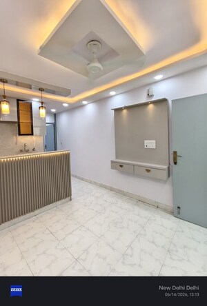 Living Room in 1 BHK Builder Floor at Govindpuri – for Sale