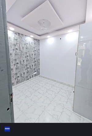 Room in 1 BHK Builder Floor at Govindpuri – for Sale