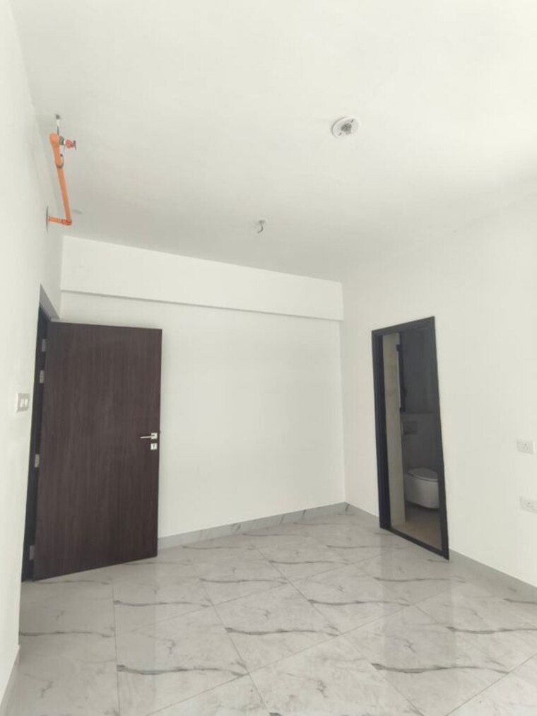 Room, raymond-ten-x-habitat 1 Bedroom 410 Sq.Ft. Apartment In Pokhran Road No Two Thane 10448919