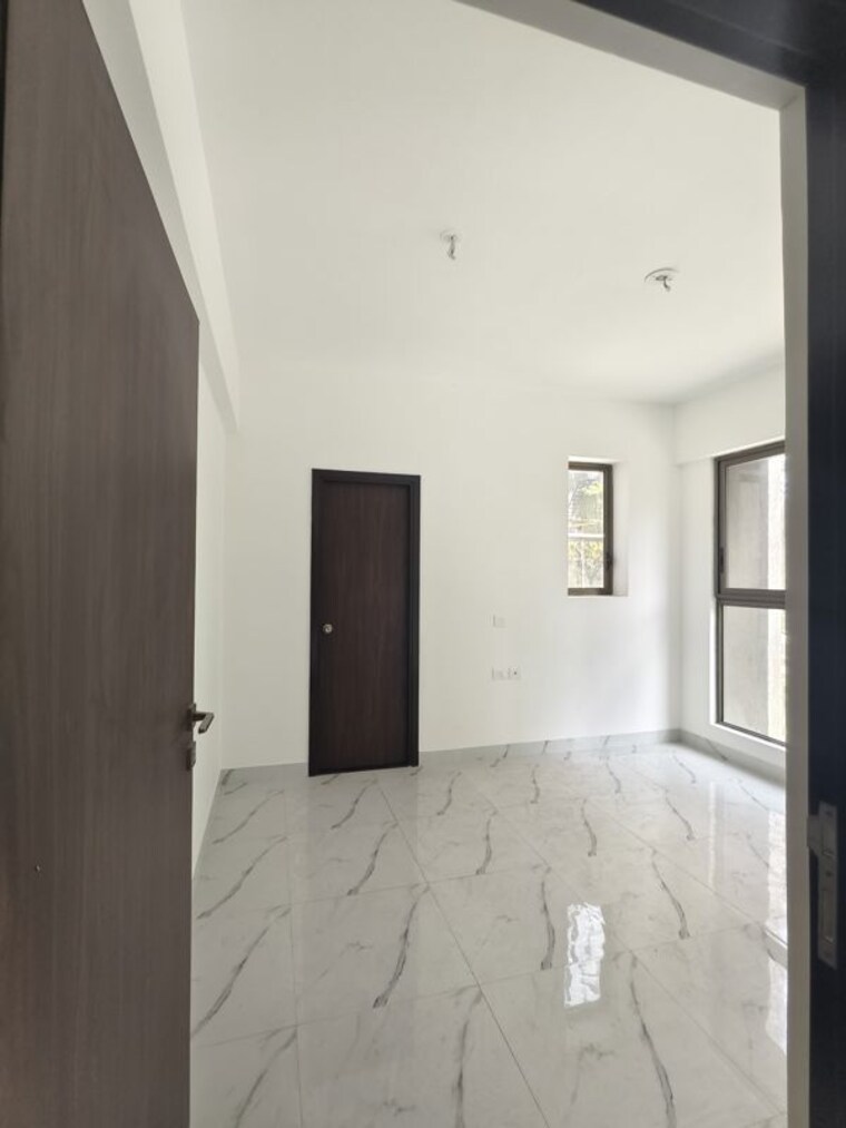 Bathroom, raymond-ten-x-habitat 2 Bedroom 670 Sq.Ft. Apartment In Pokhran Road No Two Thane 10448924
