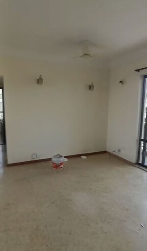 Living Room in 2 BHK Apartment at Unitech Fresco, Sector 50 – for Rent