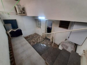 Team Area in 2 BHK Apartment at Ambawadi – for Sale
