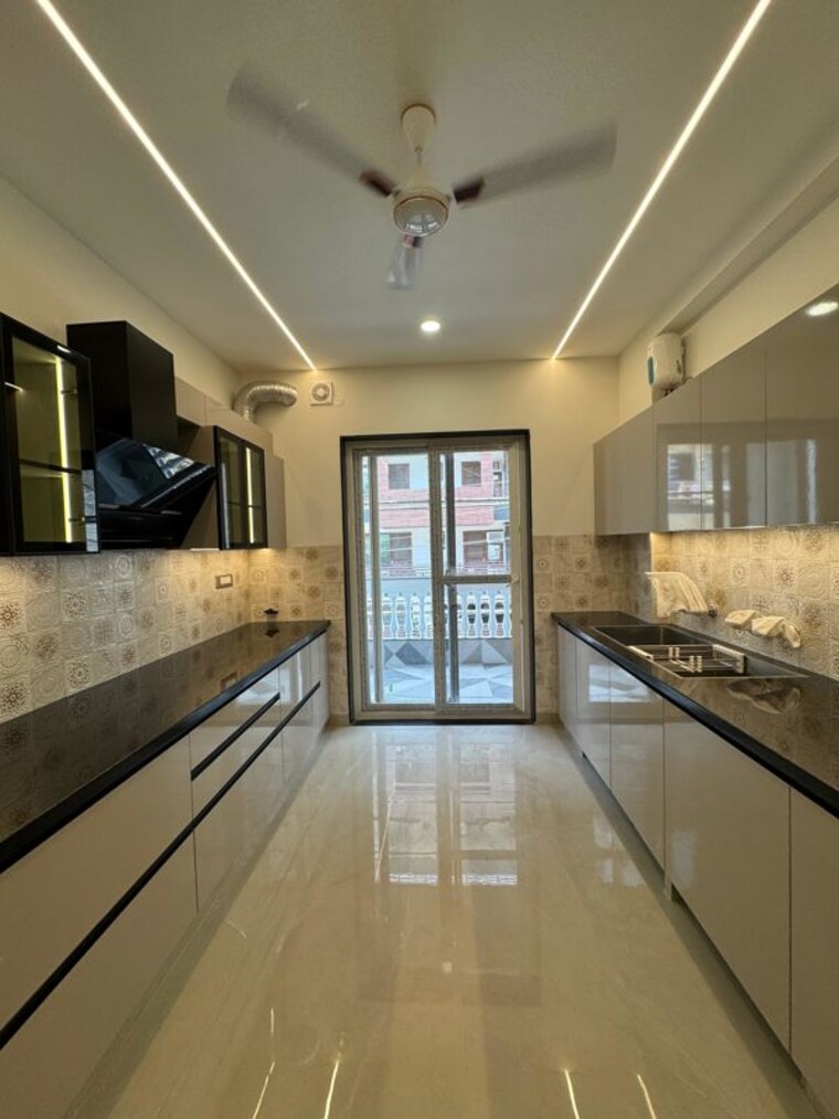 Kitchen, green fields colony 4 Bedroom 3250 Sq.Ft. Builder Floor In Green Fields Colony Faridabad 10449004