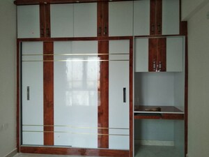 Room in 2 BHK Apartment at Gaurs Siddhartham, Siddharth Vihar – for Rent