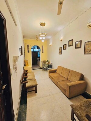 2 BHK Builder Floor For Rent in East Of Kailash