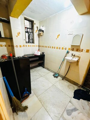 Team Area in 1 BHK Apartment at Vardhman Vatika, Majiwada – for Rent