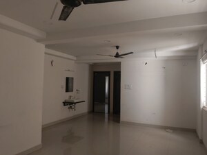 Room in 3 BHK Apartment at SMR Vinay Iconia Hyderabad, Kondapur – for Rent