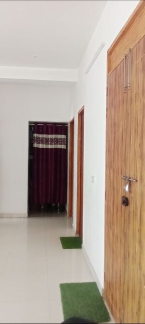 Room in  Pg at Laxman Chowk – for Rent