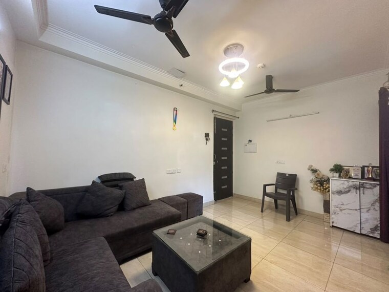Living Room, sam-palm-olympia-phase-ii 3 Bedroom 1300 Sq.Ft. Apartment In Sector 16c Greater Noida Greater Noida 10449090