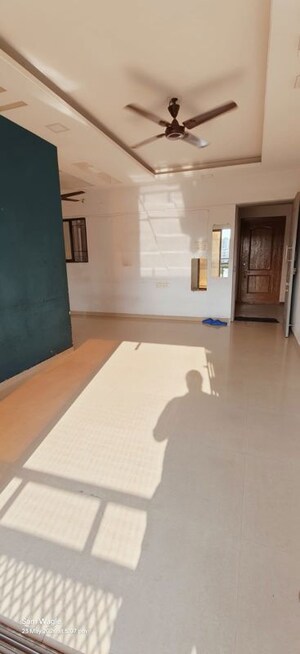 Room in 2 BHK Apartment at Akashganga Complex Kavesar, Kavesar – for Rent