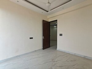 Room in 2 BHK Apartment at Galaxy North Avenue ll, Gaur City 2 – for Rent