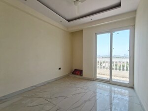 Room in 2 BHK Apartment at Galaxy North Avenue ll, Gaur City 2 – for Rent