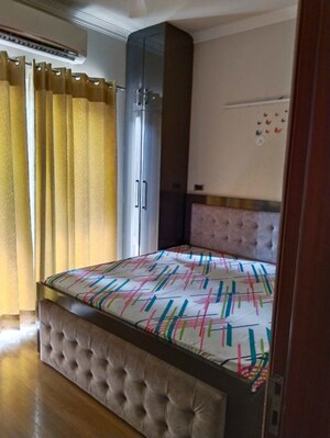 3 BHK Builder Floor For Sale in Central Park Flower Valley, Sohna Sector 33