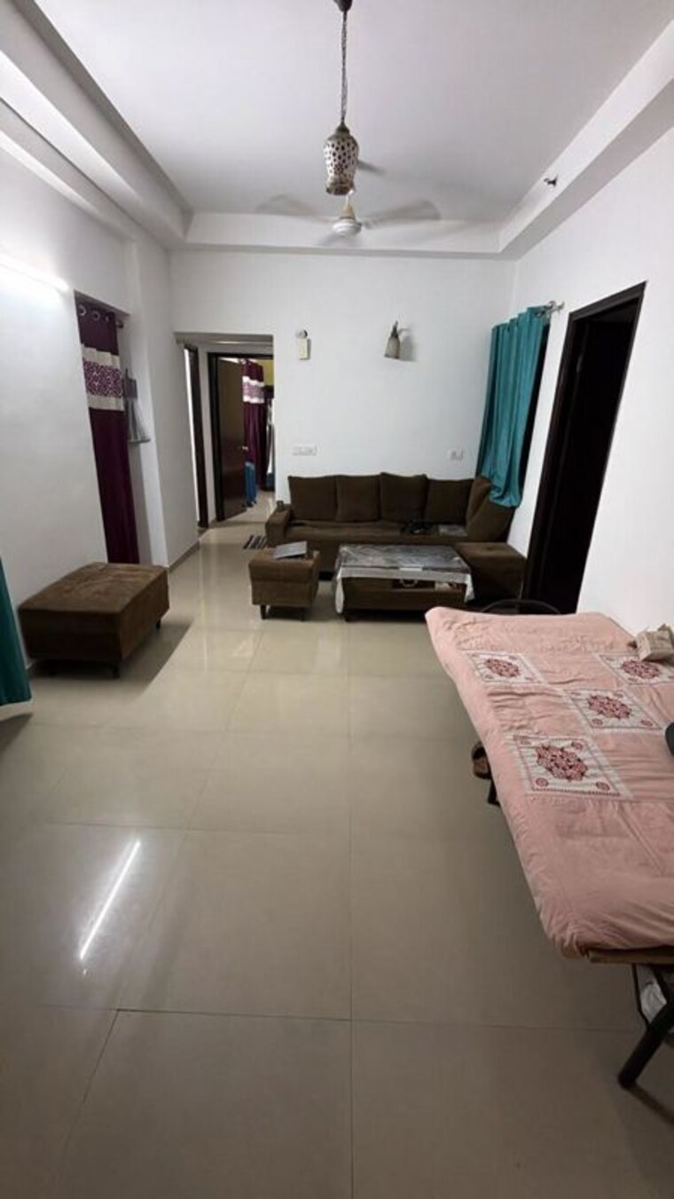 Living Room, antriksh-golf-view-ii 2.5 Bedroom 1190 Sq.Ft. Apartment In Sector 78 Noida 10449104