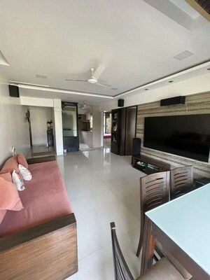 Living Room in 3 BHK Apartment at Best Complex Andheri West, Andheri West – for Rent