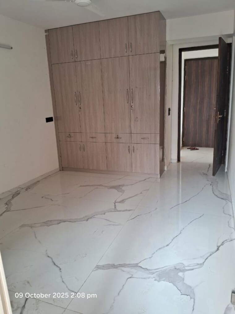 Room, puri-anand-villas-phase-ii 3 Bedroom 1857 Sq.Ft. Apartment In Sector 81 Faridabad 10449144