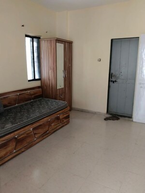 Room in 2 BHK Apartment at Goodwill Orchids, Dhanori – for Rent