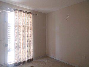 Room in 3 BHK Builder Floor at TDI The Grand Retreat, Sector 88 – for Rent