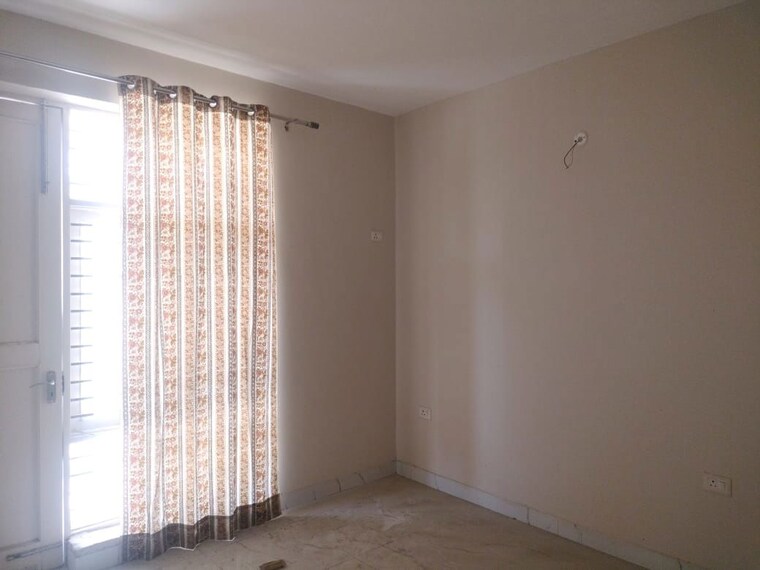 Room, tdi-the-grand-retreat 3 Bedroom 250 Sq.Yd. Builder Floor In Sector 88 Faridabad 10449173