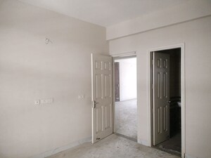 Room in 3 BHK Builder Floor at TDI The Grand Retreat, Sector 88 – for Rent