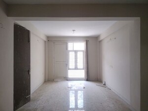 Building Lobby in 3 BHK Builder Floor at TDI The Grand Retreat, Sector 88 – for Rent
