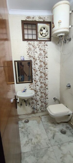 Bathroom in 2 BHK Builder Floor at Mansarover Garden – for Rent