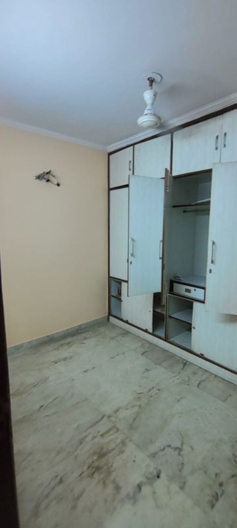 Room, mansarover garden 2 Bedroom 100 Sq.Mt. Builder Floor In Mansarover Garden Delhi 10449213