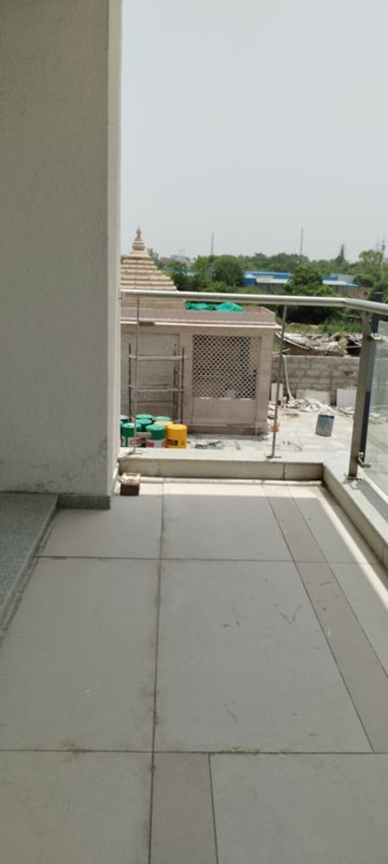 Balcony, mansha-vega-street Commercial Office Space 200 Sq.Yd. In Sector 82 Faridabad 10449227