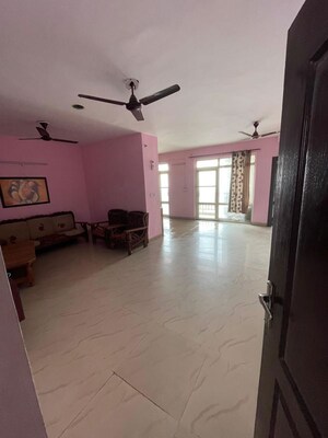 Room in 2 BHK Apartment at RAS Palm Residency, Sector 76 – for Sale