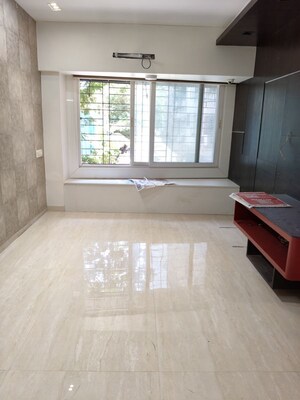 2 BHK Apartment For Rent in Romell Serenity, Oshiwara