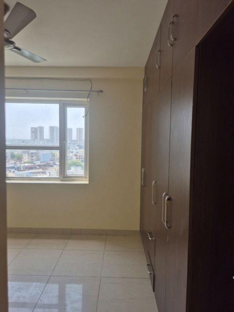 Bedroom, mahindra-aura 3.5 Bedroom 2042 Sq.Ft. Apartment In Sector 110a Gurgaon 10449248