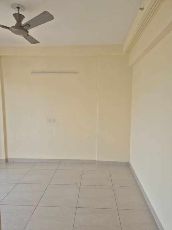 3.5 BHK + Servant Room 2042 Sq.Ft. Apartment in Mahindra Aura