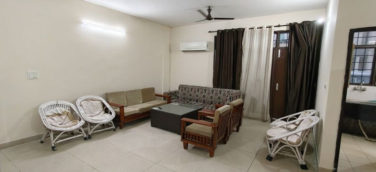 Living Room, bsnl-society 3 Bedroom 1200 Sq.Ft. Apartment In Sector 50 Chandigarh 10449269