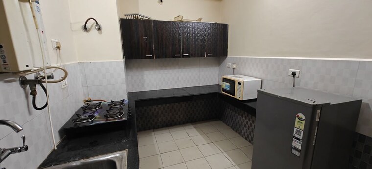Kitchen, bsnl-society 3 Bedroom 1200 Sq.Ft. Apartment In Sector 50 Chandigarh 10449269