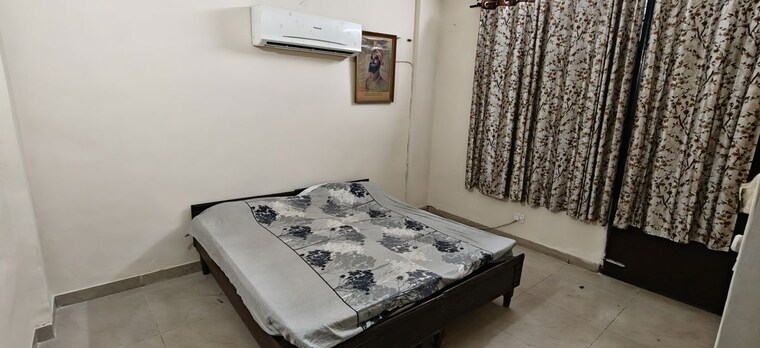 Bedroom, bsnl-society 3 Bedroom 1200 Sq.Ft. Apartment In Sector 50 Chandigarh 10449269