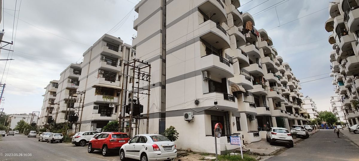 3 BHK + Study Room 1200 Sq.Ft. Apartment in BSNL Society