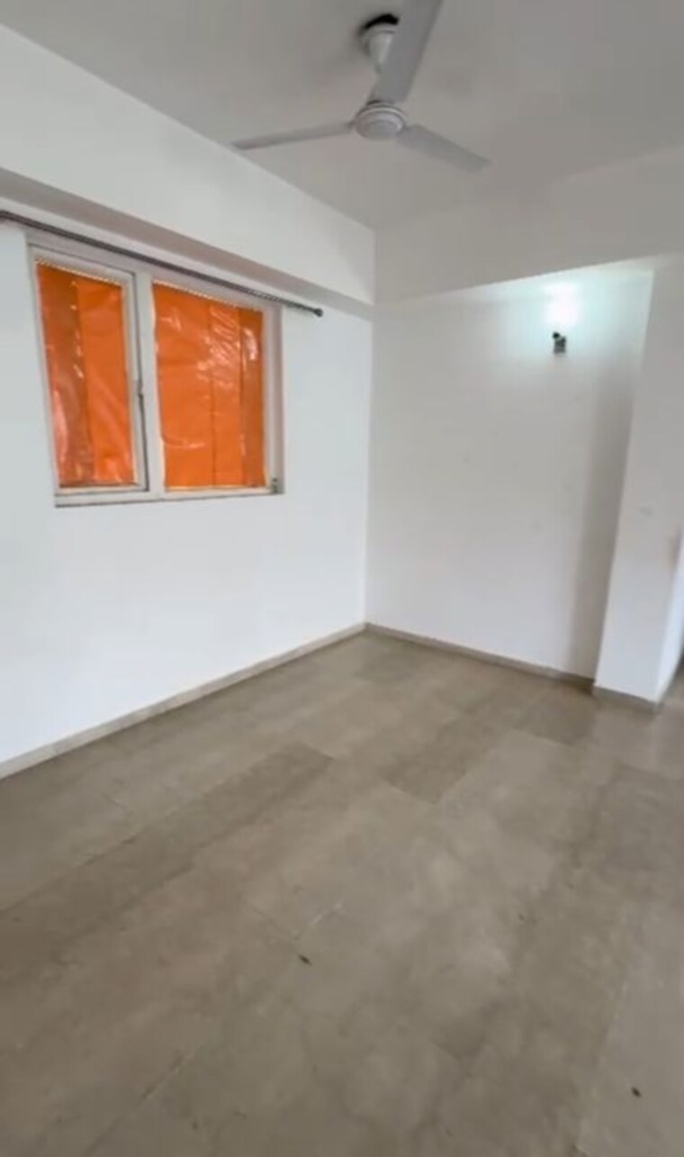 Dining area, umang-winter-hills 2 Bedroom 1342 Sq.Ft. Apartment In Sector 77 Gurgaon 10449281