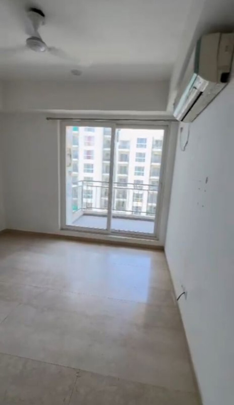 Living Room, umang-winter-hills 2 Bedroom 1342 Sq.Ft. Apartment In Sector 77 Gurgaon 10449281